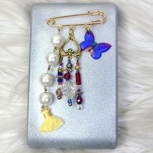 Pin Brooch Gold Eclectic Charms Butterfly Pearls Handmade Fashion Jewelry Unique